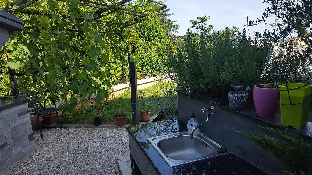 Rogic Apartment Lovran 0*,  Croatia